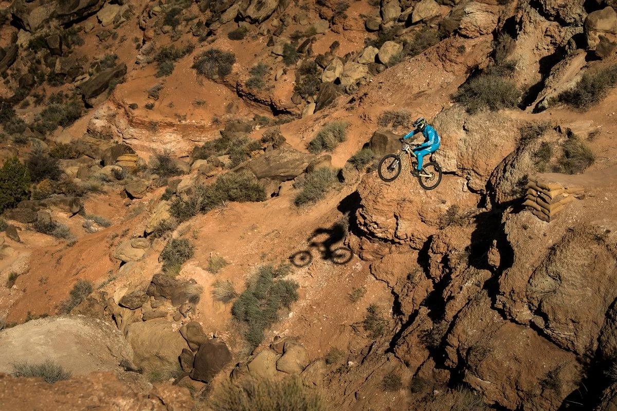 Vélos de route Soldes -Vélos de route Soldes 45392884 10156512759800211 8549691263832555520 n