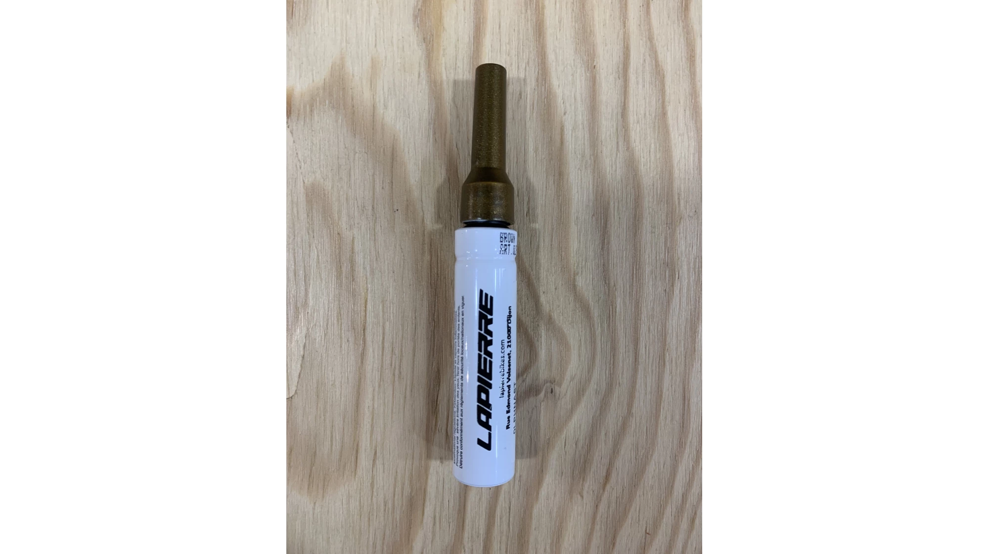 STYLO DE RETOUCHE LAPIERRE BROWN 100% GLOSSY PR... 3 STYLO DE RETOUCHE LAPIERRE BROWN 100% GLOSSY PR...